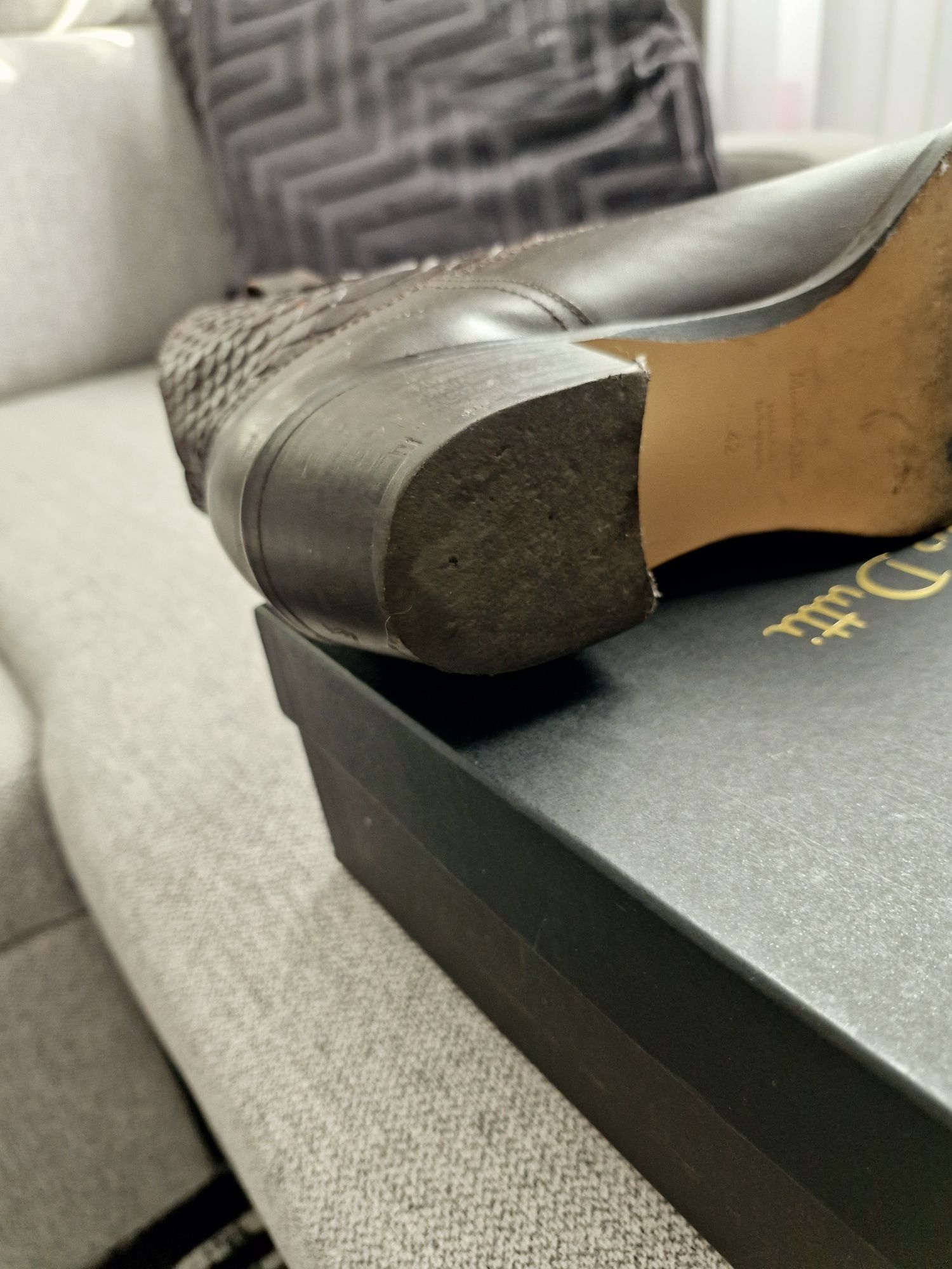 Kowbojki damskie Massimo Dutti 42