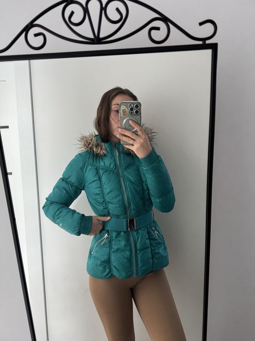 Kurtka pikowana piękny kolor z paskiem H&M