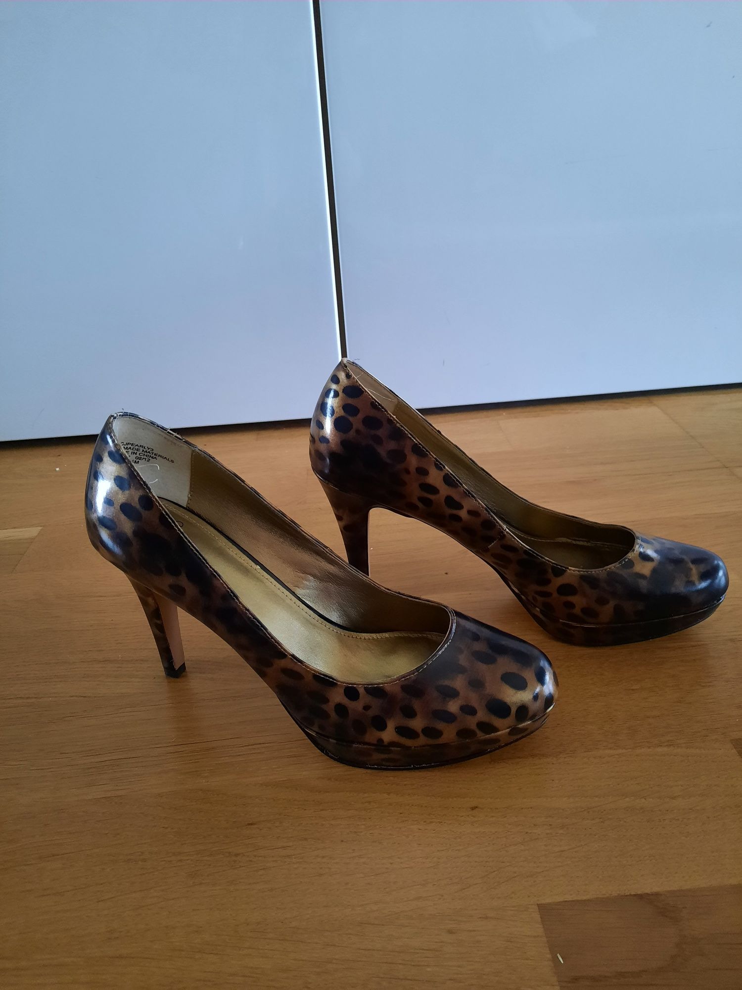 Szpilki w panterke 38.5, buty na obcasie w panterkę 38.5, buty na ślub