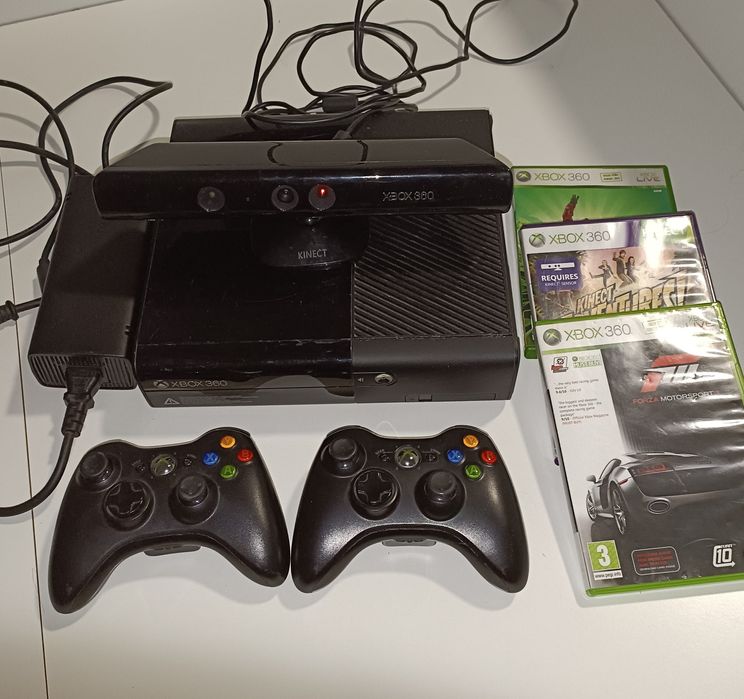 Xbox 360+pady i gry