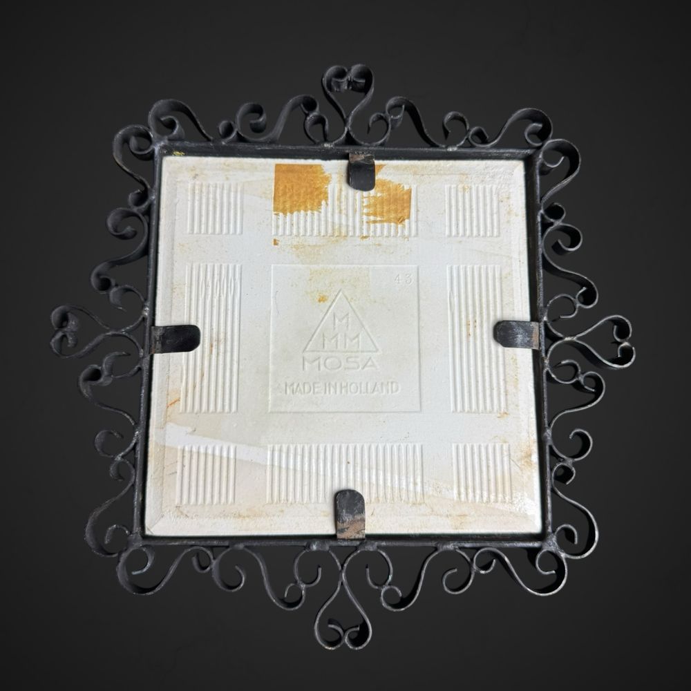 Ręcznie malowany obrazek w ramce na ceramicznej płytce B41/122210