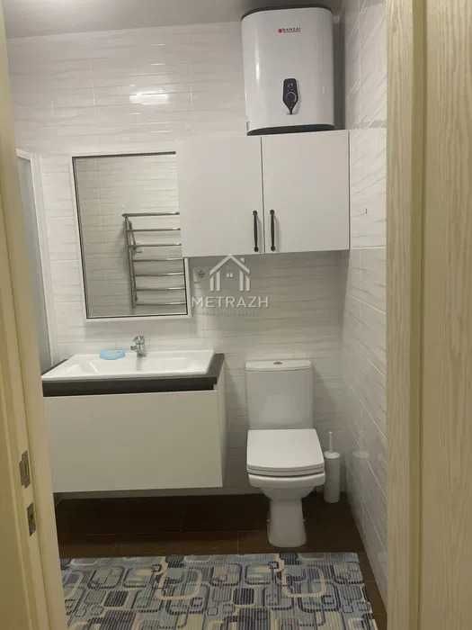 21667Продам 1 комнатную квартиру в ЖК Мира-4!