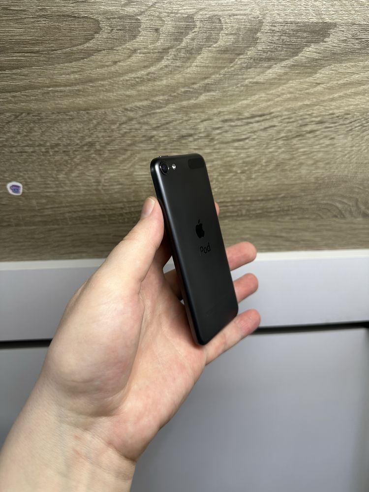 Apple iPod touch ( 6-го покоління) 16Gb
