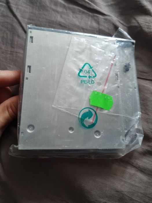 Napęd do laptopa, nowy