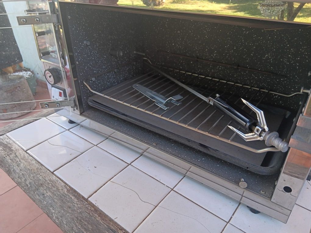 Forno eléctrico novo