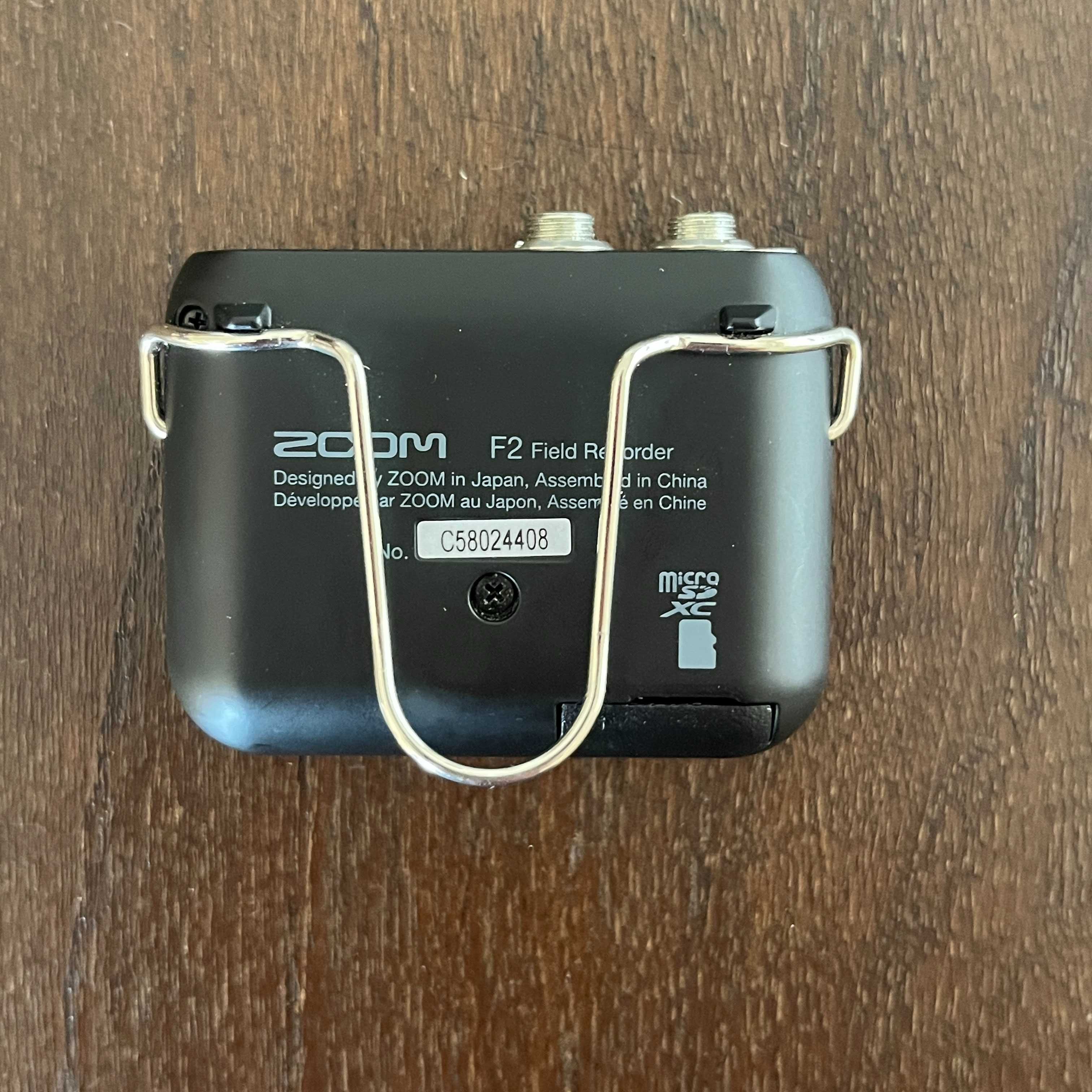 Zoom F2 + microfone de lapela LMF-2
