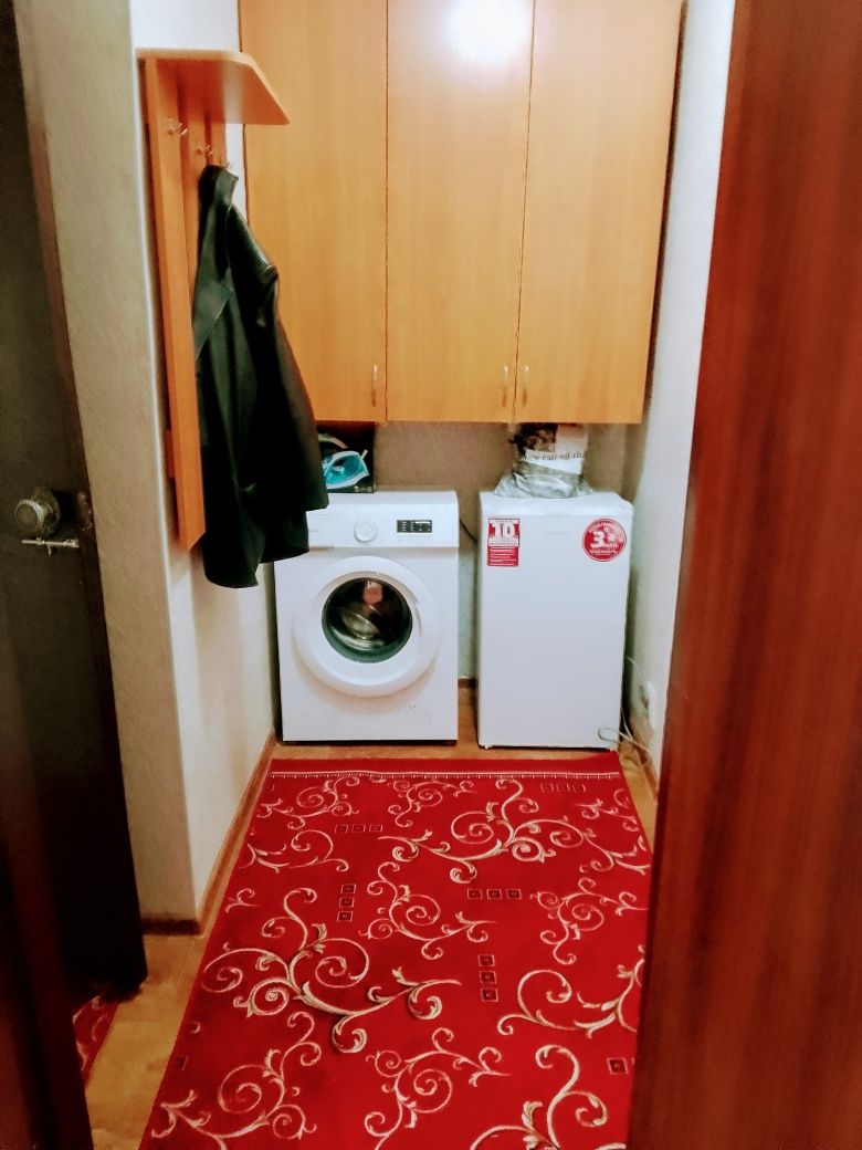 Посуточно 1 к.кв. проспект Центральный 124а, 3эт/9эт, wi-fi, 2 кровати