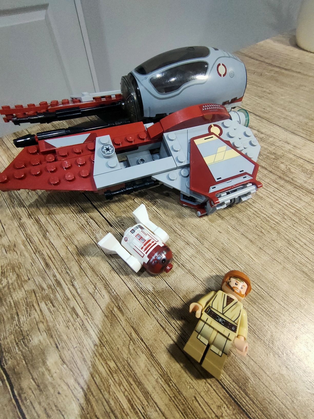 Lego 75135 star wars interceptor obi wana 2.             
Stan bardzo