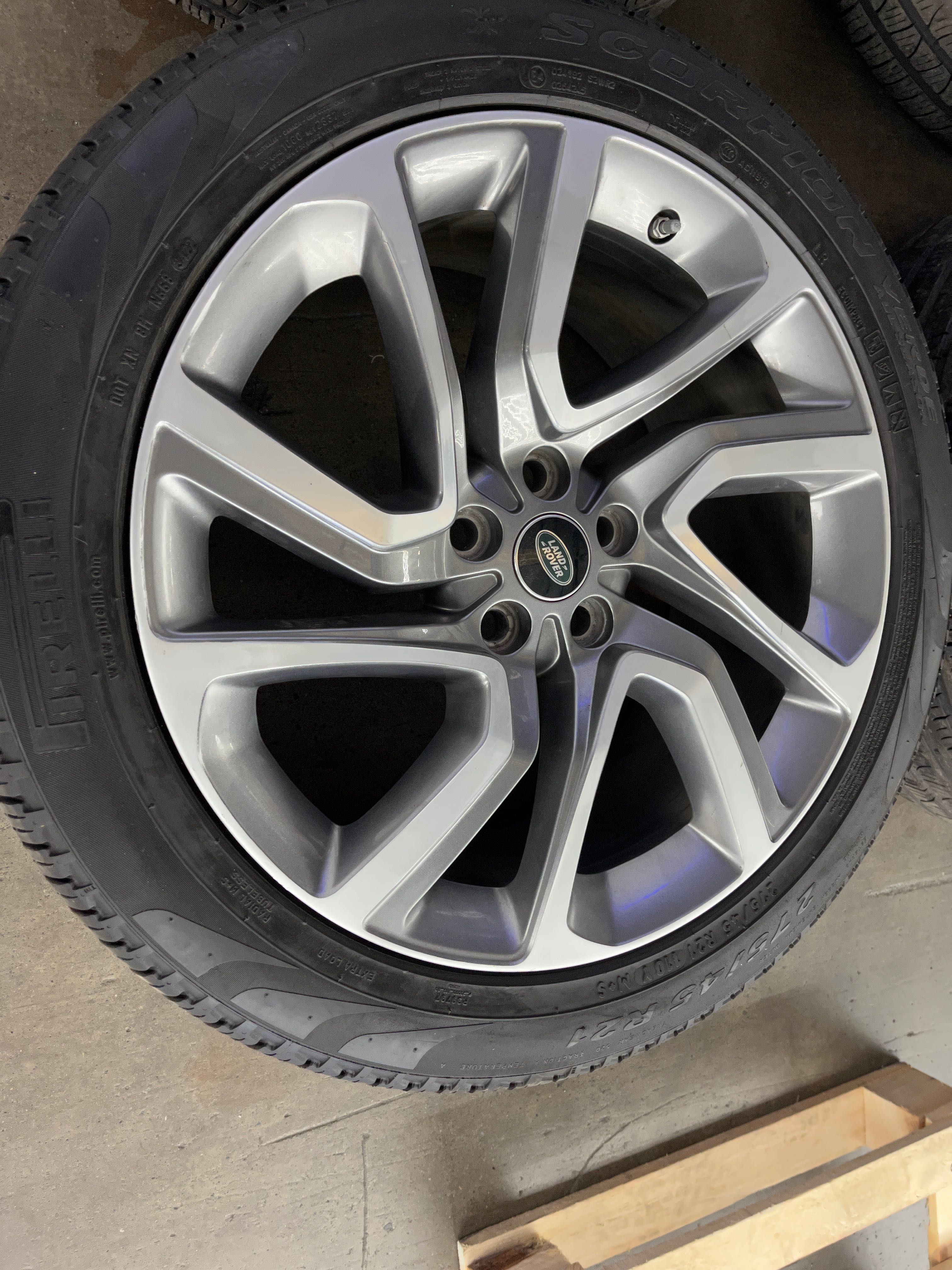 Oryginalne felgi Land Rover Range Rover 21”