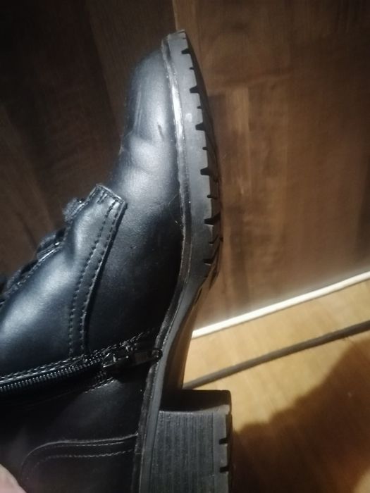 Продам черевички (ботинки)