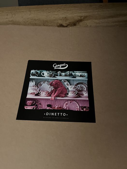 Tabuleiro decorativo “Dinetto / Gangzai” com elefante vermelho