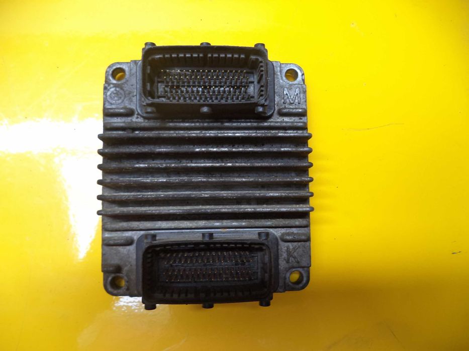 Блок управления двигателем Opel Astra G Opel Vectra B (1,6) (12242030)