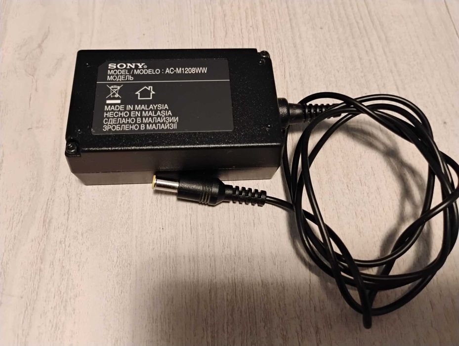 Odtwarzacz Blu-ray DVD CD - Sony - BDP-S5500 - plus konwerter audio