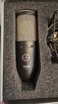 Nowy mikrofon AKG P220