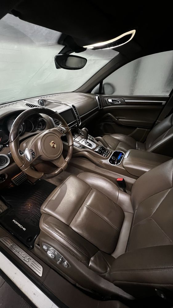 Porsche Cayenne S