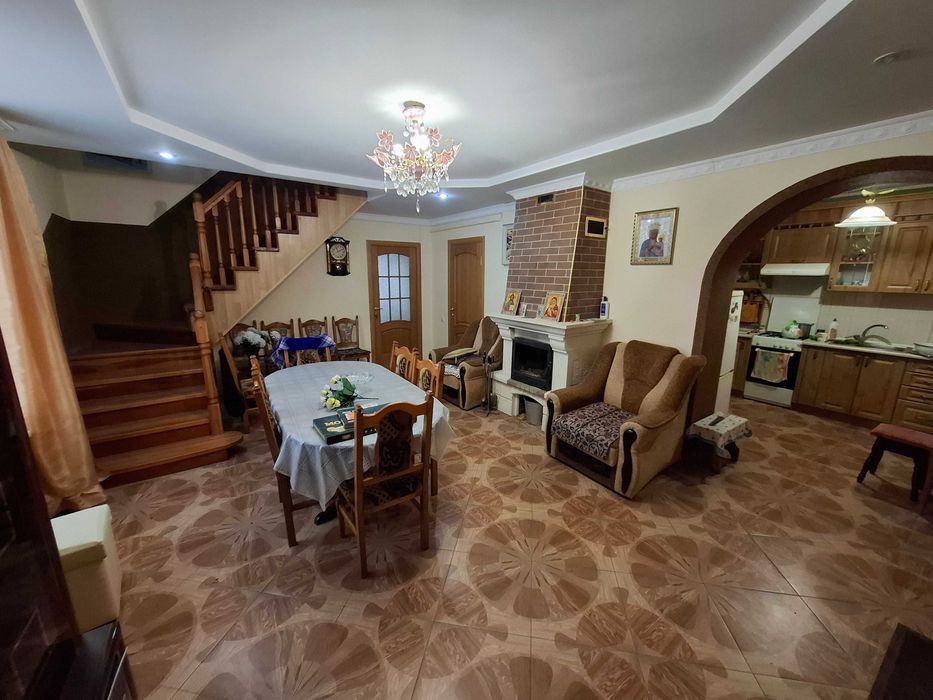 Оренда Будинку у Миколаєві біля озера Задорожнє