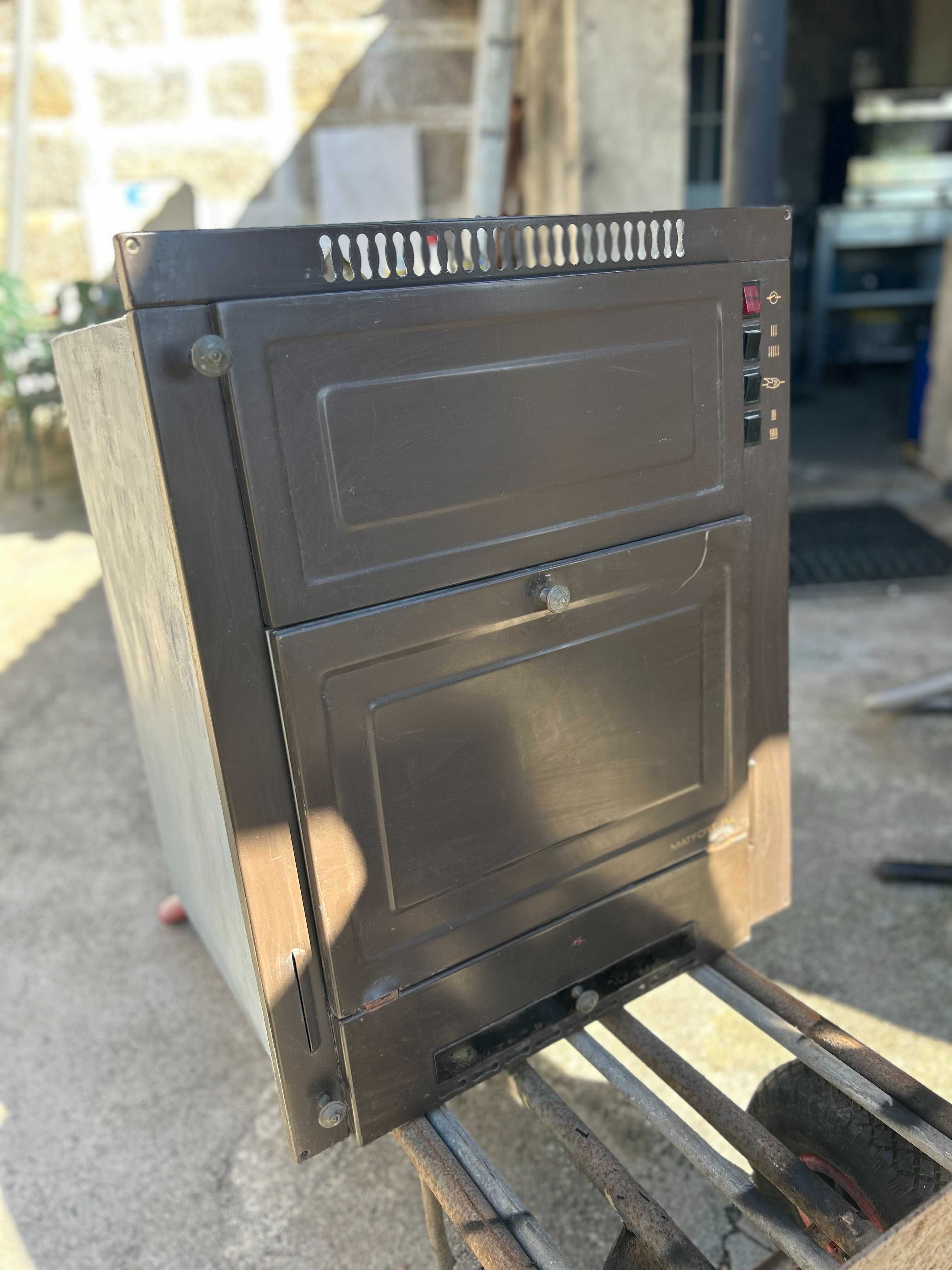 Barbecue de Interior Matfort RA