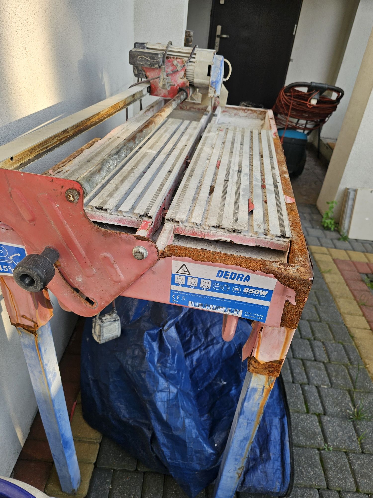 Piła do cięcia płytek na mokro max 1 m