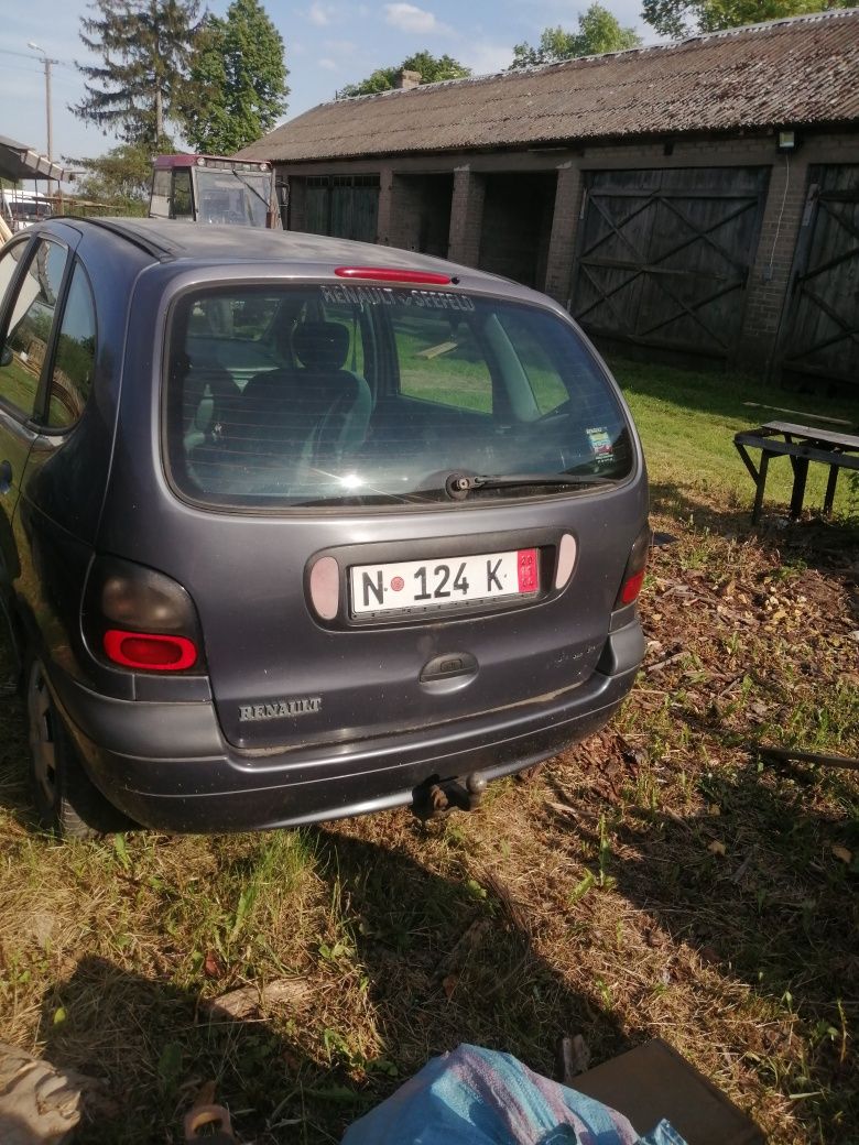 Renault Scenic 2.0 8v  Części mechaniczne i blacharskie.