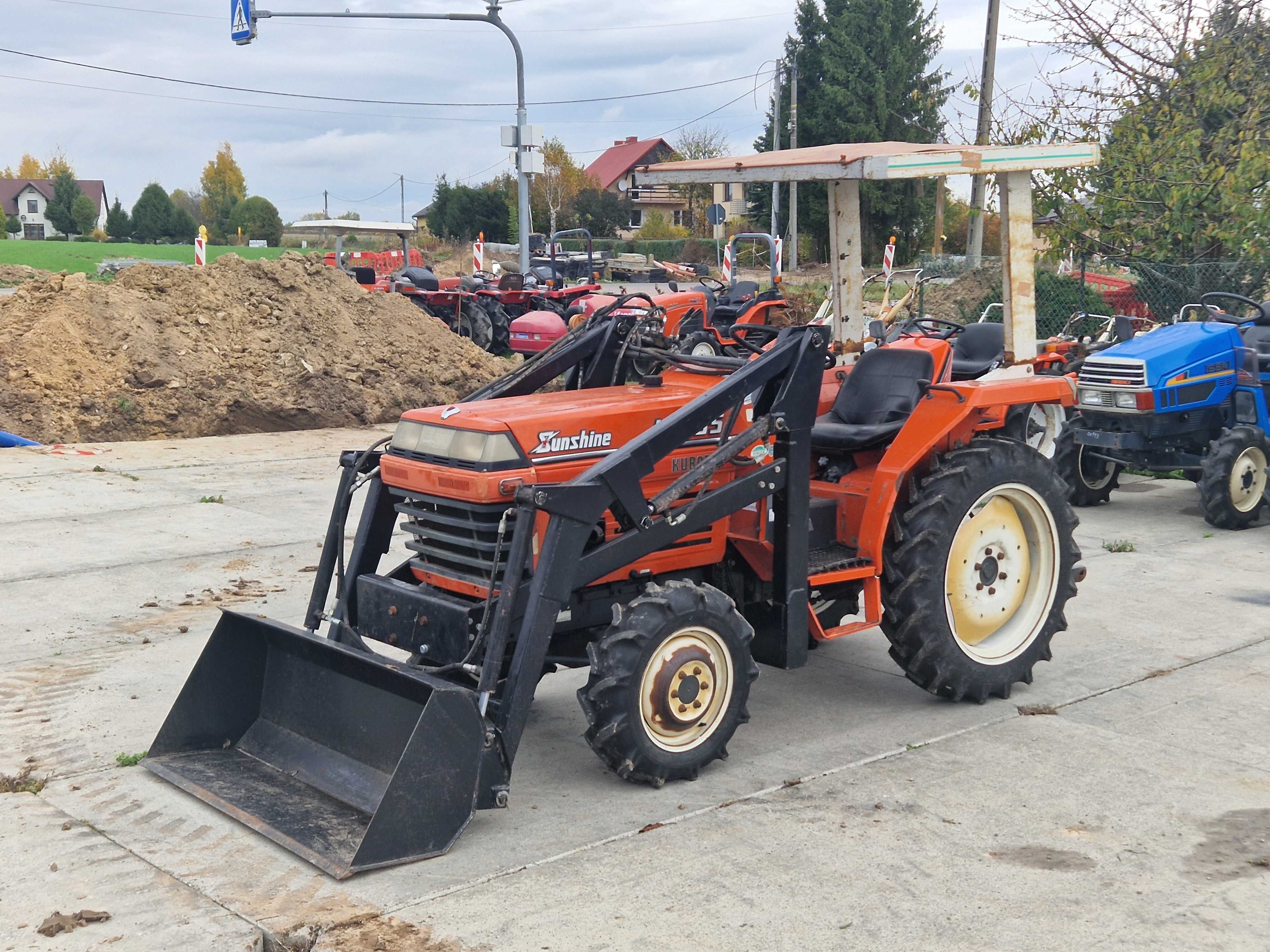 Traktorek japoński Kubota L1-195 z turem rewers 4x4