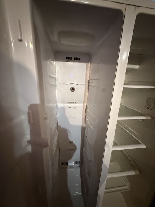 Продам  двухдверный холодильник самсунг