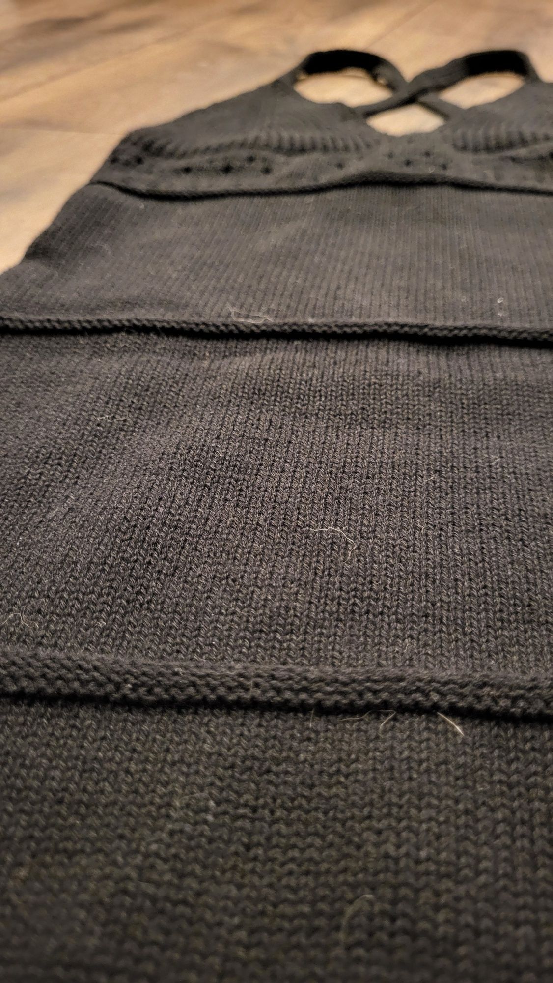 Czarna obcisła sukienka h&m xs