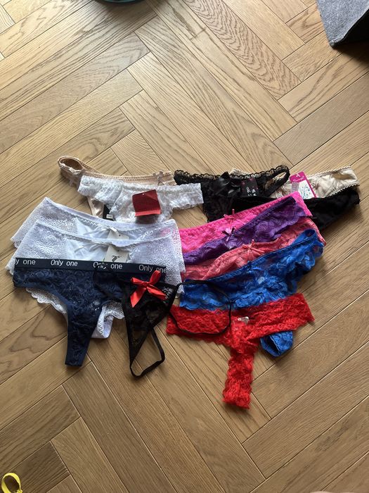 Majtki stringi zestaw 14 par
