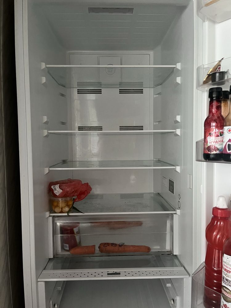 Холодильник продаю