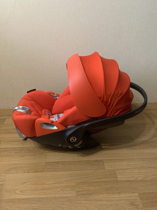 Стан нового Автокрісло Cybex cloud Z i-size червоне Сайбекс