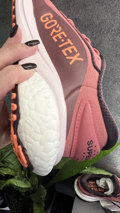 Термо Кросівки Adidas Supernova Gore-Tex 39 (25-25.5 см) оригінал