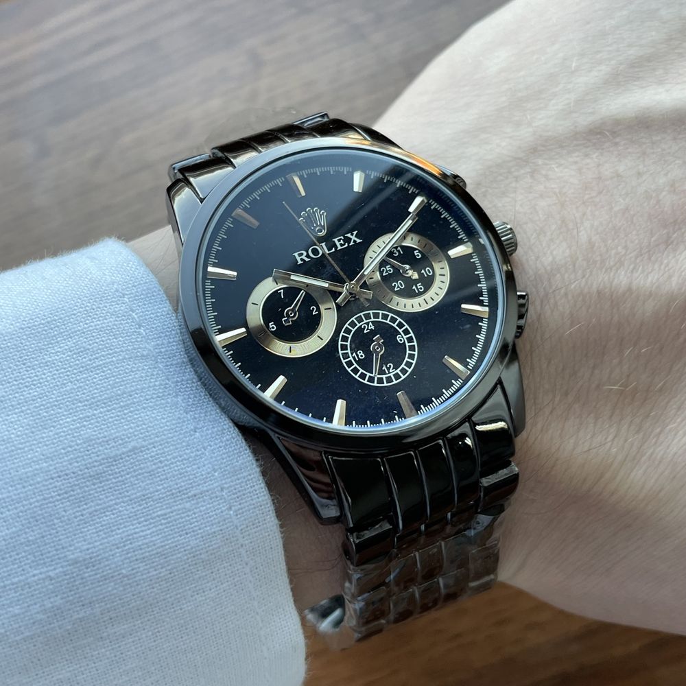 Чоловічий годинник Rolex на браслеті чорного кольору