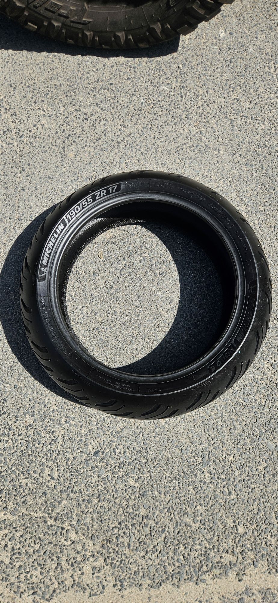 Michelin Pilot Road 6 i pilot Road 4