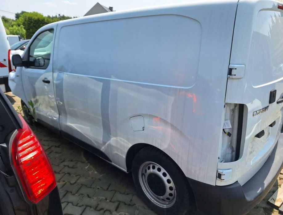 Бампер Toyota ProAce Розборка Тойота Проайс Четверть ПроЕйс Запчастини