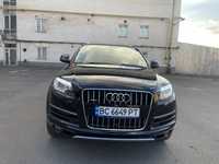 Продам Audi Q7