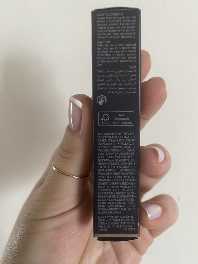 Błyszczyk powiekszajacy usta Dior Addict Lip Maximizer 001 pink