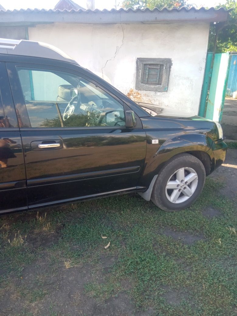 Ніссан хтрайл2.2 dCi