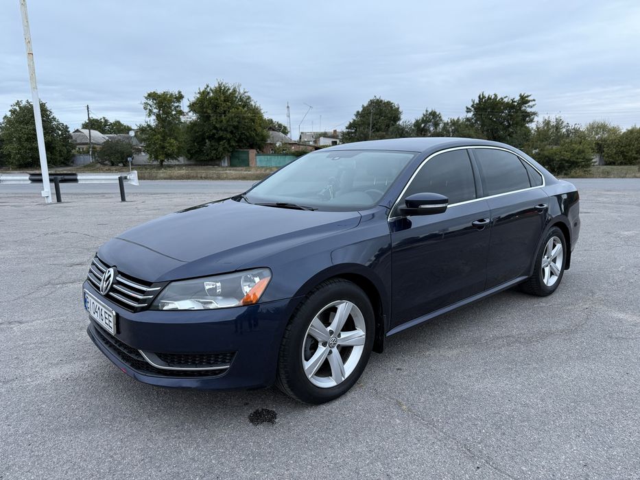 Volkswagen Passat Se 2013 Blue 2.5L
