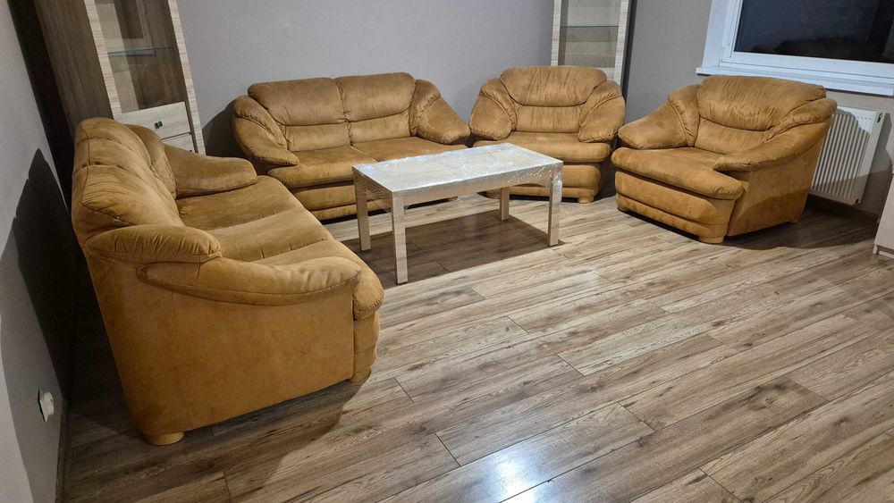 Komplet wypoczynek 3 + 2 + 1 + 1