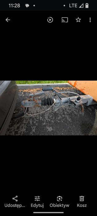 Pomarańcza przyczepa gastronomiczna