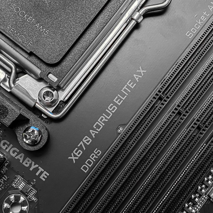 Материнська плата AORUS X670 ELITE AX WIFI/Гар 3 міс/SiliconFox