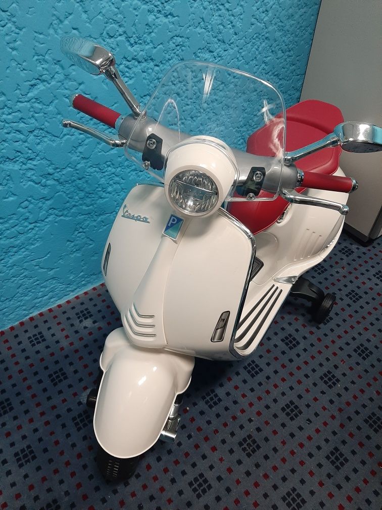 Vespa de Criança a bateria