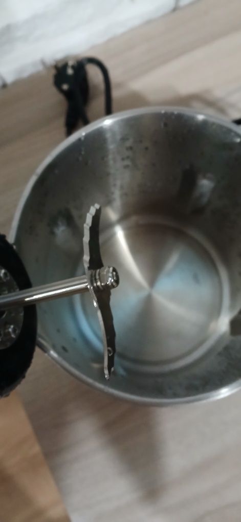 Blender gotujący Beper 1l.
