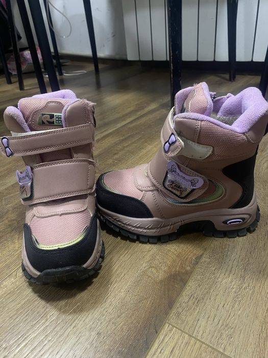 Продам сапожки зимние