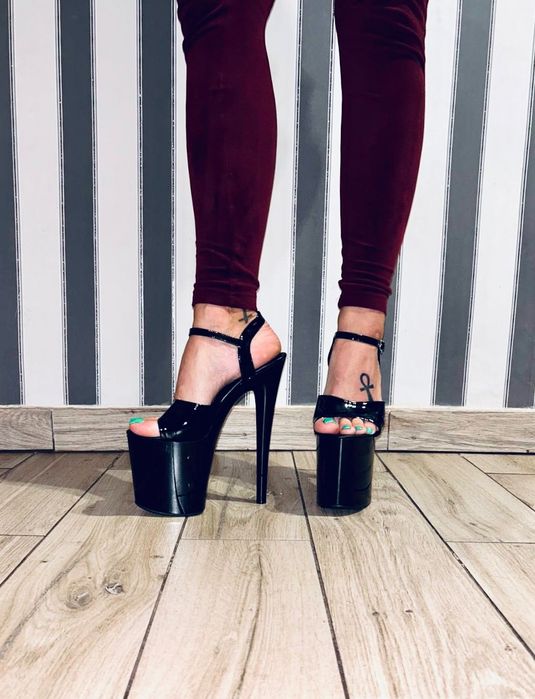 263/ODRĘKI 38 Lakier czarne sandały gogo 21cm exotic strip dance 35-48