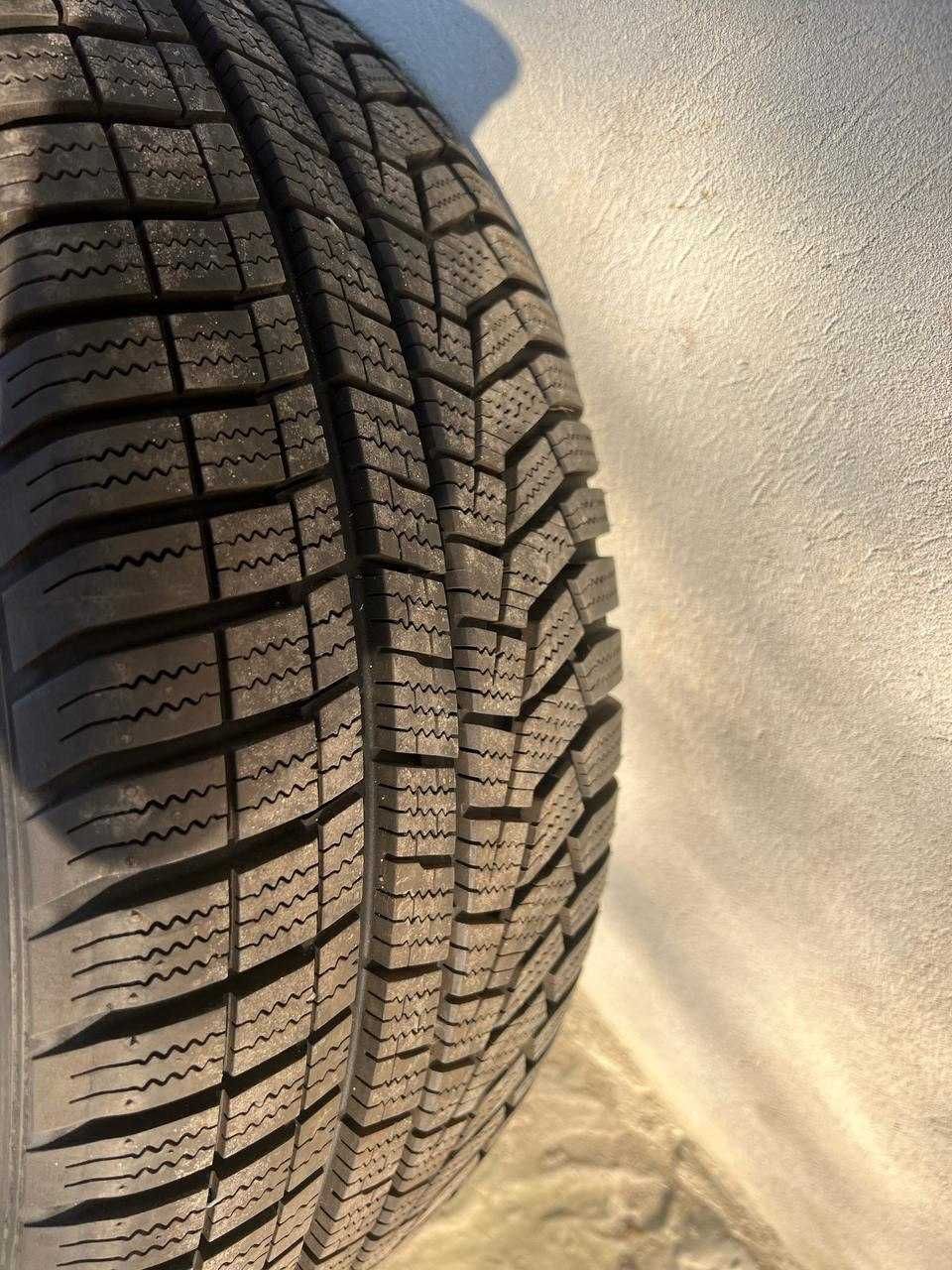 Резина колеса шини Hankook Winter i Cept EVO 2 225/40 R18