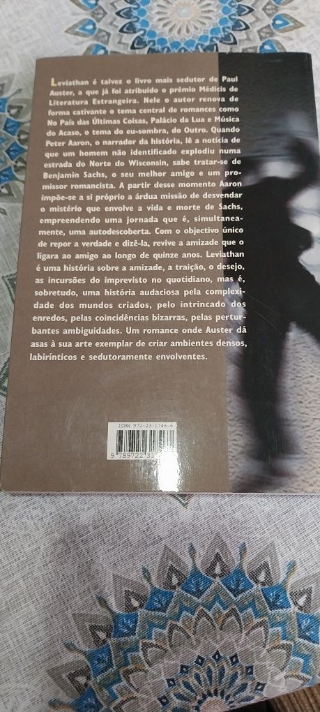 Leviathan ( português). Portes incluídos.