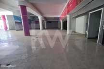 OPORTUNIDADE  - Loja com 883m2 - Avenida Nova Cidade - Câmara de Lobos