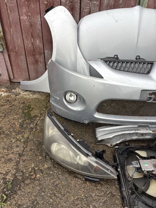 Морда комплект передка Mitsubishi Grandis 2004 рік