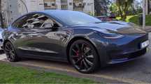 Tesla Model 3 Performance poucos KMs