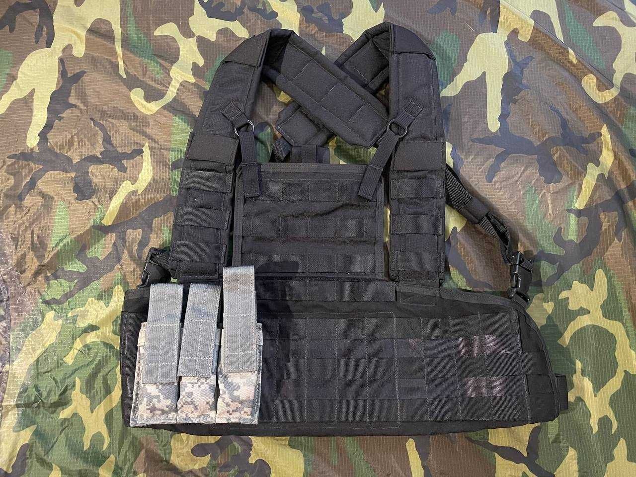 Разгрузка Eagle Industries Black Rhodesian Recon Vest Chest Rig RRV